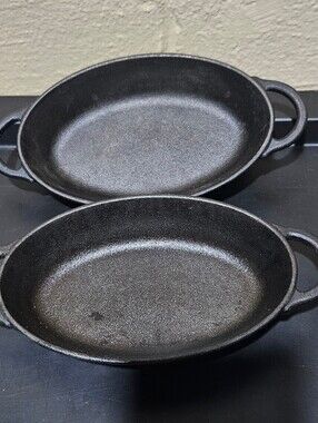 The Pioneer Woman Cast Iron Oval Skillets